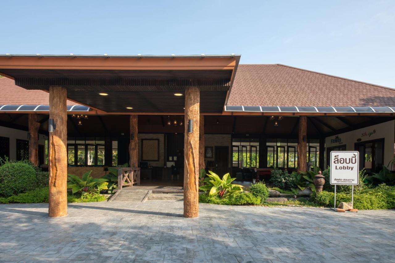 Hotel Rnana Grand Phang Nga Exterior foto
