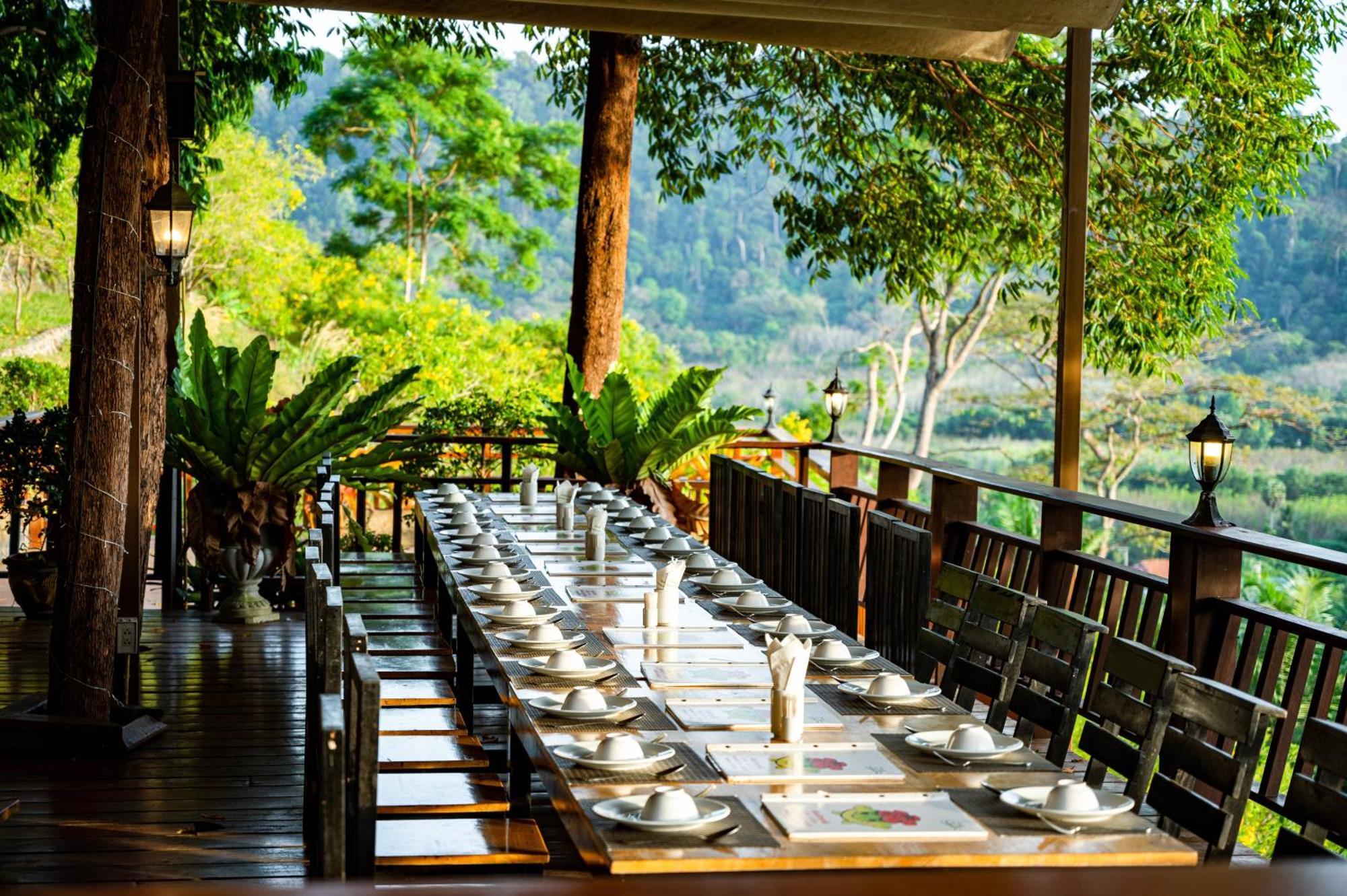 Hotel Rnana Grand Phang Nga Exterior foto